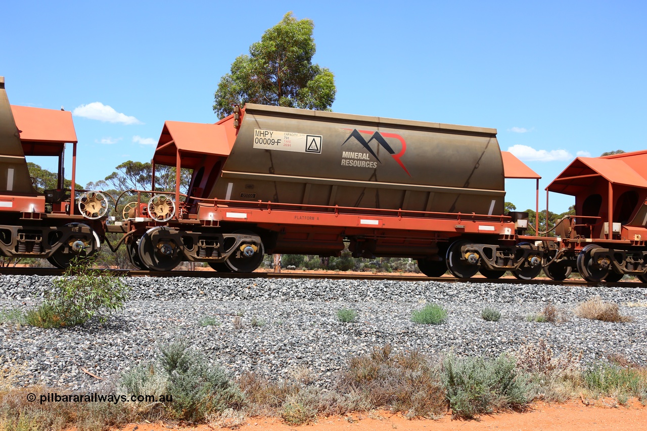 190107 0599
Binduli, on empty Mineral Resources Ltd iron ore train service from Esperance to Koolyanobbing 2034 with MRL's MHPY type iron ore waggon MHPY 00009 built by CSR Yangtze Co China serial 2014/382-9 in 2014 as a batch of 382 units, these bottom discharge hopper waggons are operated in 'married' pairs.
Keywords: MHPY-type;MHPY00009;2014/382-9;CSR-Yangtze-Rolling-Stock-Co-China;