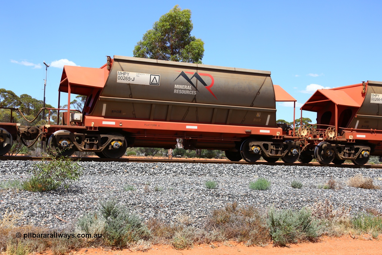 190107 0602
Binduli, on empty Mineral Resources Ltd iron ore train service from Esperance to Koolyanobbing 2034 with MRL's MHPY type iron ore waggon MHPY 00265 built by CSR Yangtze Co China serial 2014/382-265 in 2014 as a batch of 382 units, these bottom discharge hopper waggons are operated in 'married' pairs.
Keywords: MHPY-type;MHPY00265;2014/382-265;CSR-Yangtze-Rolling-Stock-Co-China;