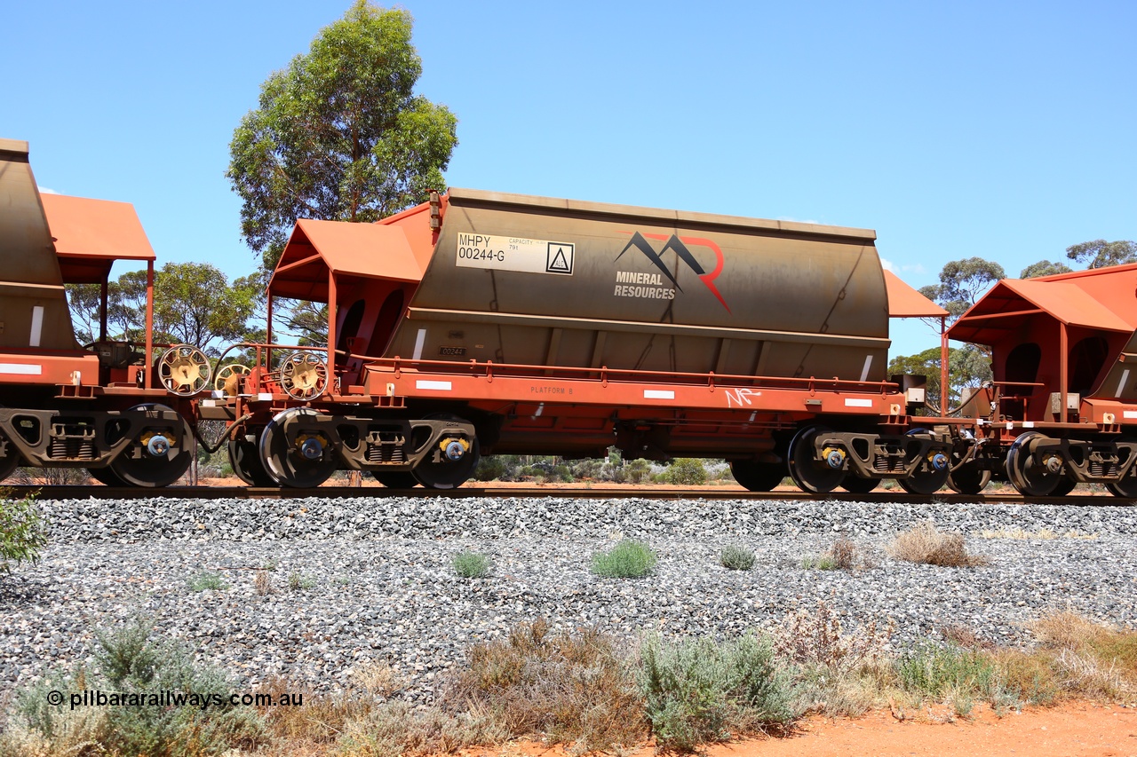 190107 0617
Binduli, on empty Mineral Resources Ltd iron ore train service from Esperance to Koolyanobbing 2034 with MRL's MHPY type iron ore waggon MHPY 00244 built by CSR Yangtze Co China serial 2014/382-244 in 2014 as a batch of 382 units, these bottom discharge hopper waggons are operated in 'married' pairs.
Keywords: MHPY-type;MHPY00244;2014/382-244;CSR-Yangtze-Rolling-Stock-Co-China;