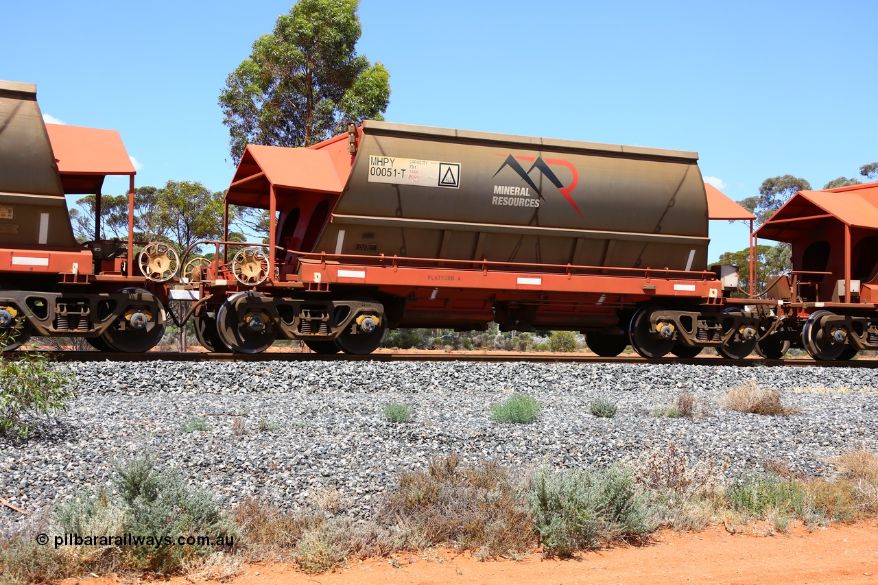 190107 0627
Binduli, on empty Mineral Resources Ltd iron ore train service from Esperance to Koolyanobbing 2034 with MRL's MHPY type iron ore waggon MHPY 00051 built by CSR Yangtze Co China serial 2014/382-51 in 2014 as a batch of 382 units, these bottom discharge hopper waggons are operated in 'married' pairs.
Keywords: MHPY-type;MHPY00051;2014/382-51;CSR-Yangtze-Rolling-Stock-Co-China;