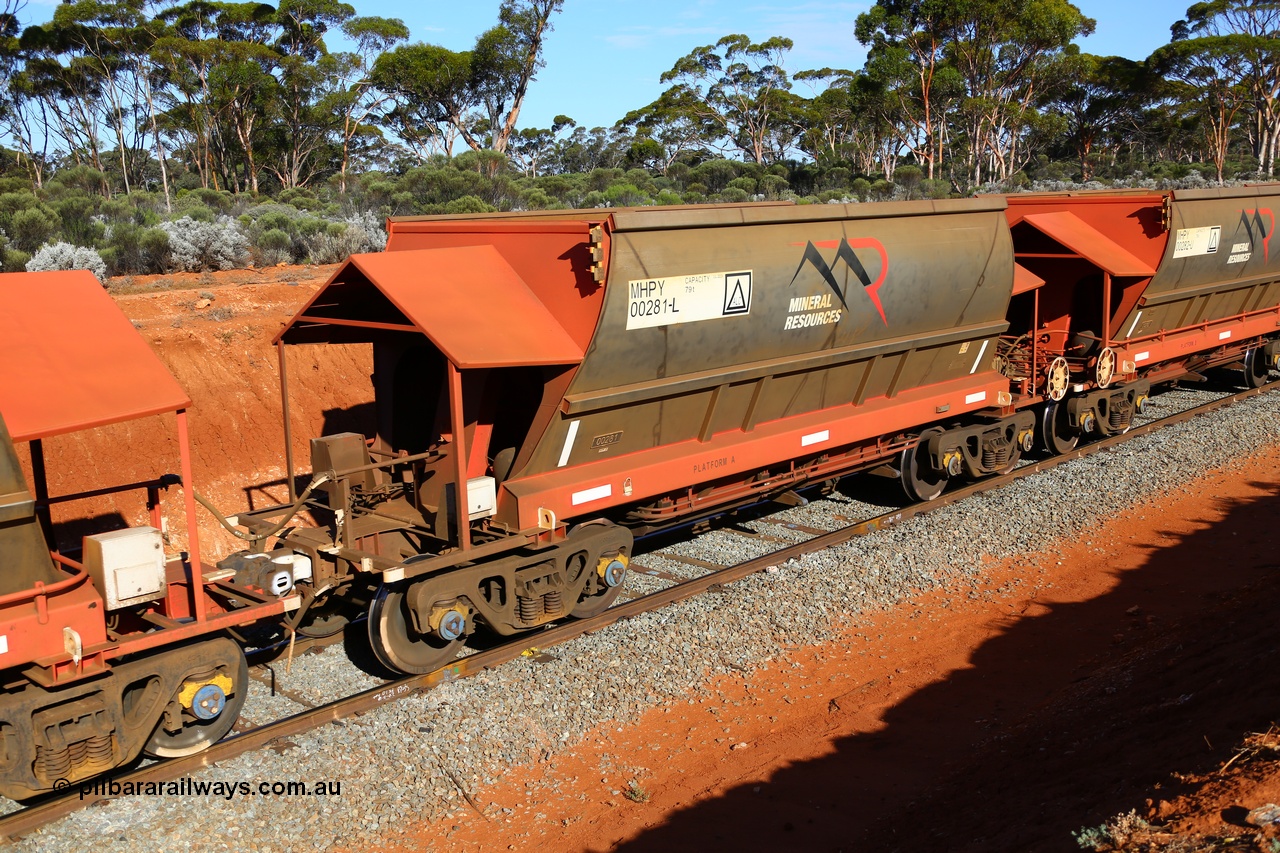 190109 1581
Binduli, Mineral Resources Ltd empty iron ore train 4030 with MRL's MHPY type iron ore waggon MHPY 00281 built by CSR Yangtze Co China serial 2014/382-281 in 2014 as a batch of 382 units, these bottom discharge hopper waggons are operated in 'married' pairs.
Keywords: MHPY-type;MHPY00281;2014/382-281;CSR-Yangtze-Rolling-Stock-Co-China;