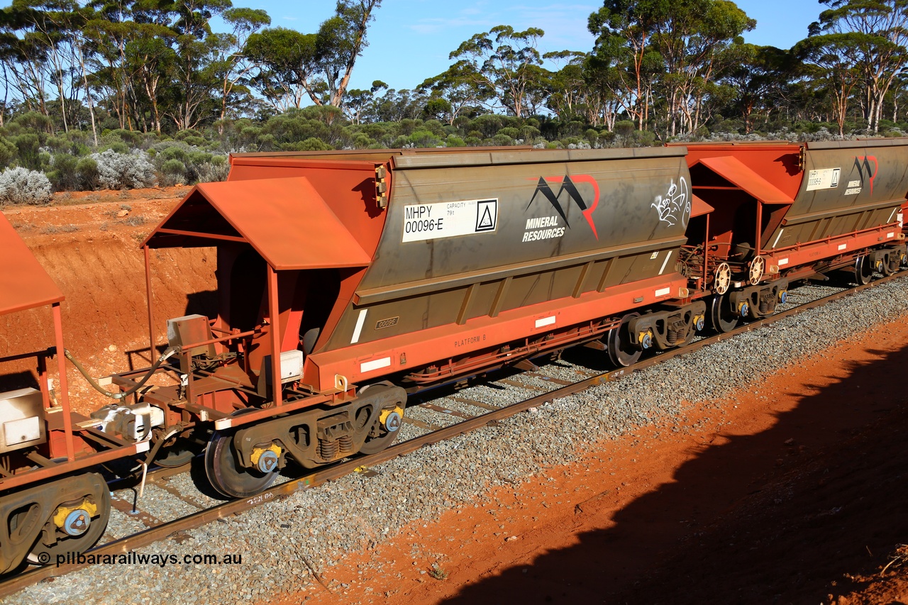 190109 1587
Binduli, Mineral Resources Ltd empty iron ore train 4030 with MRL's MHPY type iron ore waggon MHPY 00096 built by CSR Yangtze Co China serial 2014/382-96 in 2014 as a batch of 382 units, these bottom discharge hopper waggons are operated in 'married' pairs.
Keywords: MHPY-type;MHPY00096;2014/382-96;CSR-Yangtze-Rolling-Stock-Co-China;
