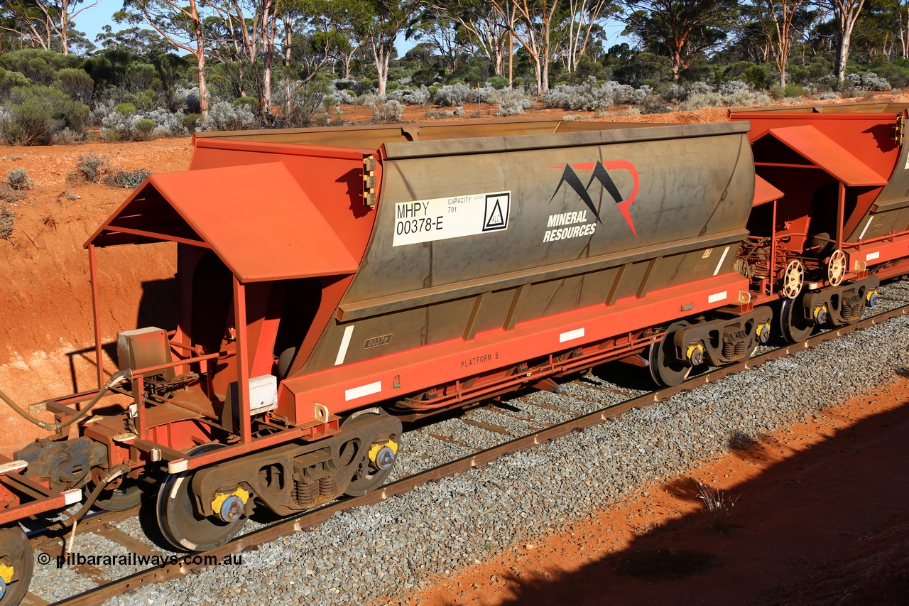 190109 1615
Binduli, Mineral Resources Ltd empty iron ore train 4030 with MRL's MHPY type iron ore waggon MHPY 00378 built by CSR Yangtze Co China serial 2014/382-378 in 2014 as a batch of 382 units, these bottom discharge hopper waggons are operated in 'married' pairs.
Keywords: MHPY-type;MHPY00378;2014/382-378;CSR-Yangtze-Rolling-Stock-Co-China;