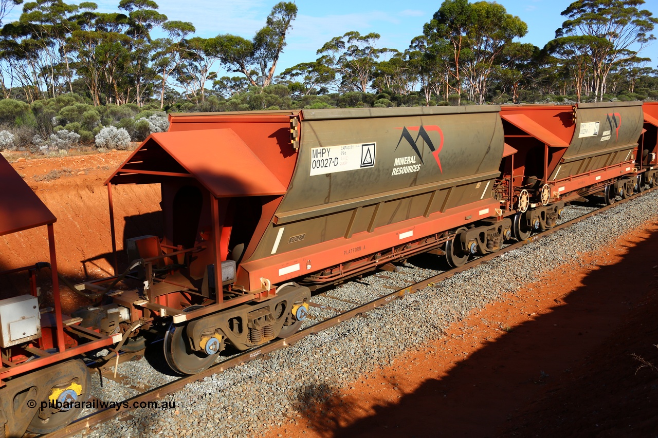 190109 1617
Binduli, Mineral Resources Ltd empty iron ore train 4030 with MRL's MHPY type iron ore waggon MHPY 00027 built by CSR Yangtze Co China serial 2014/382-27 in 2014 as a batch of 382 units, these bottom discharge hopper waggons are operated in 'married' pairs.
Keywords: MHPY-type;MHPY00027;2014/382-27;CSR-Yangtze-Rolling-Stock-Co-China;