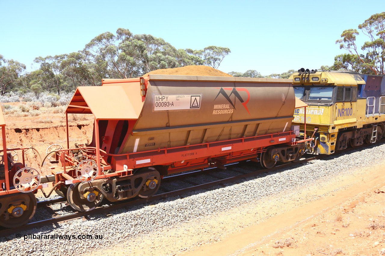 190129 4230
Binduli, on Mineral Resources Ltd loaded iron ore train service from Koolyanobbing to Esperance #3033 with MRL's MHPY type iron ore waggon MHPY 00093 built by CSR Yangtze Co China serial 2014/382-93 in 2014 as a batch of 382 units, these bottom discharge hopper waggons are operated in 'married' pairs.
Keywords: MHPY-type;MHPY00093;2014/382-93;CSR-Yangtze-Co-China;