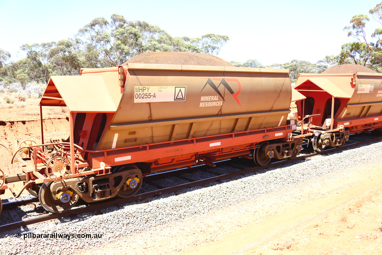190129 4262
Binduli, on Mineral Resources Ltd loaded iron ore train service from Koolyanobbing to Esperance #3033 with MRL's MHPY type iron ore waggon MHPY 00255 built by CSR Yangtze Co China serial 2014/382-255 in 2014 as a batch of 382 units, these bottom discharge hopper waggons are operated in 'married' pairs.
Keywords: MHPY-type;MHPY00255;2014/382-255;CSR-Yangtze-Co-China;