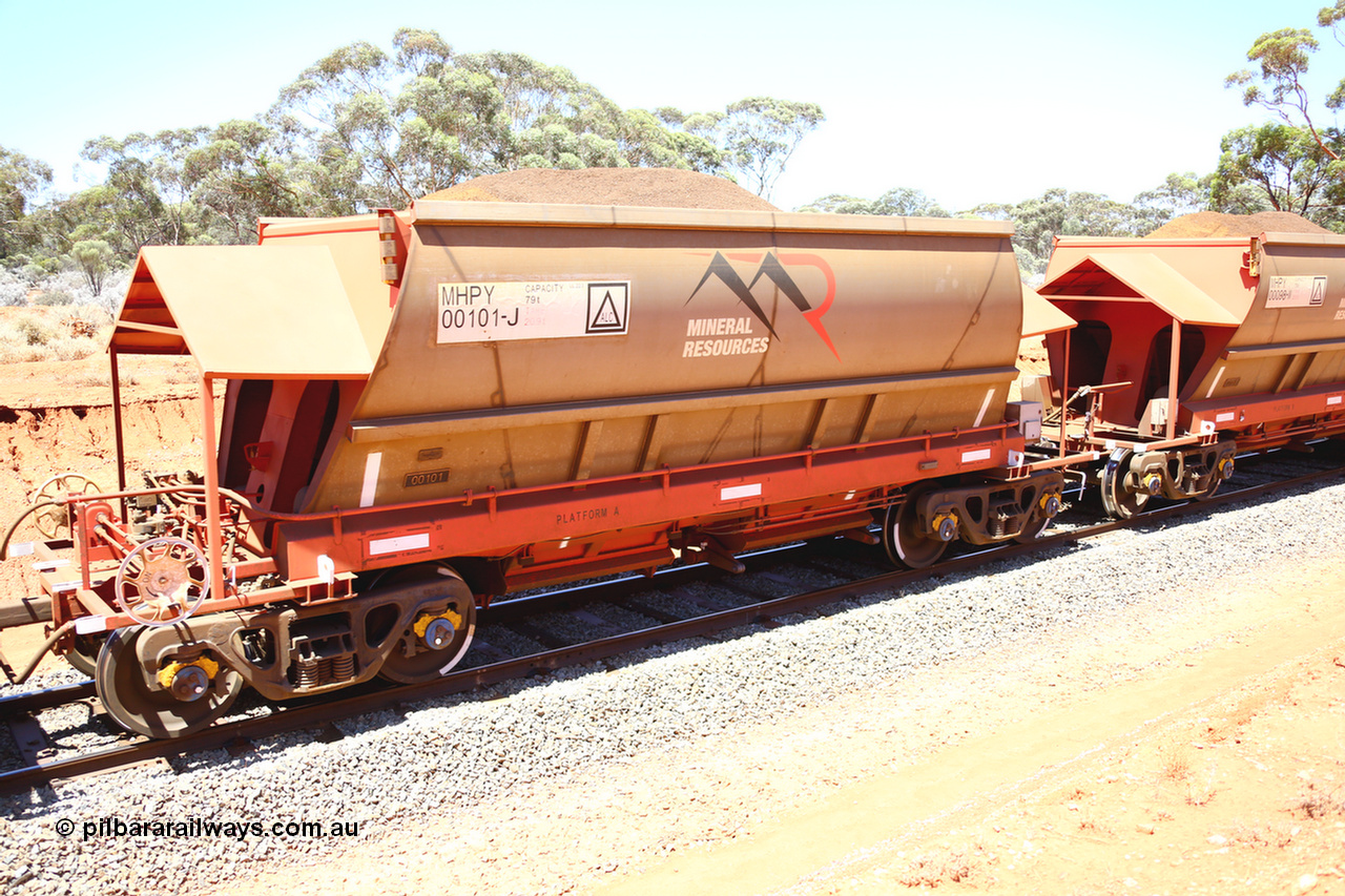 190129 4282
Binduli, on Mineral Resources Ltd loaded iron ore train service from Koolyanobbing to Esperance #3033 with MRL's MHPY type iron ore waggon MHPY 00101 built by CSR Yangtze Co China serial 2014/382-101 in 2014 as a batch of 382 units, these bottom discharge hopper waggons are operated in 'married' pairs.
Keywords: MHPY-type;MHPY00101;2014/382-101;CSR-Yangtze-Co-China;