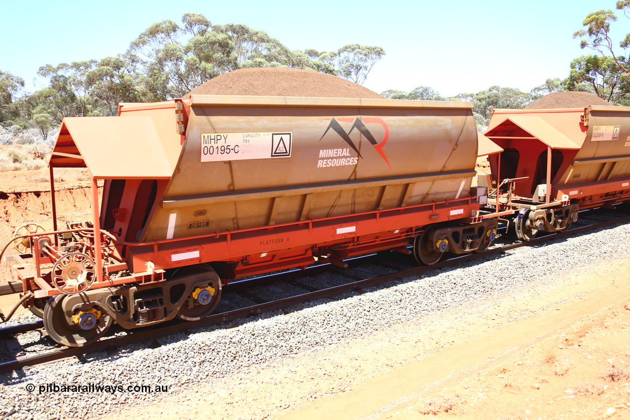 190129 4294
Binduli, on Mineral Resources Ltd loaded iron ore train service from Koolyanobbing to Esperance #3033 with MRL's MHPY type iron ore waggon MHPY 00195 built by CSR Yangtze Co China serial 2014/382-195 in 2014 as a batch of 382 units, these bottom discharge hopper waggons are operated in 'married' pairs.
Keywords: MHPY-type;MHPY00195;2014/382-195;CSR-Yangtze-Co-China;