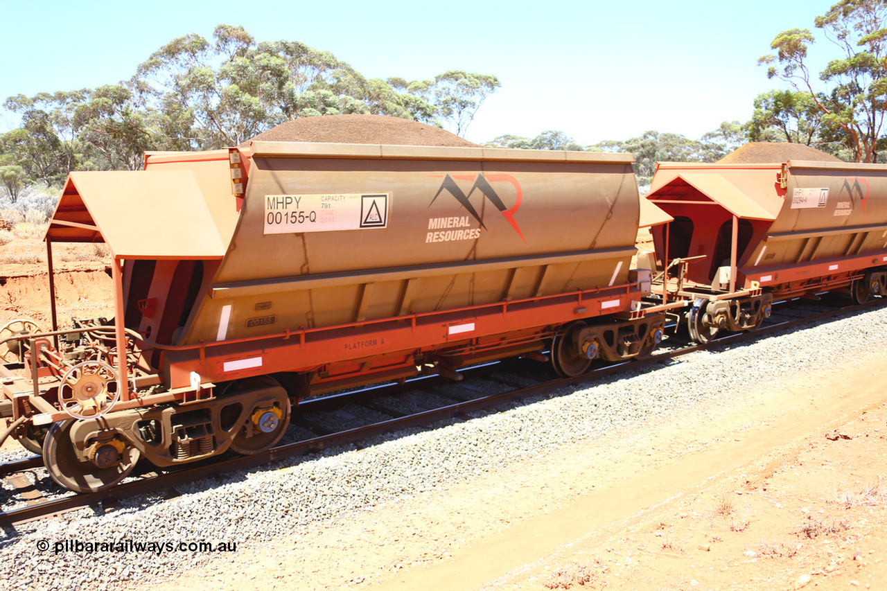 190129 4306
Binduli, on Mineral Resources Ltd loaded iron ore train service from Koolyanobbing to Esperance #3033 with MRL's MHPY type iron ore waggon MHPY 00155 built by CSR Yangtze Co China serial 2014/382-155 in 2014 as a batch of 382 units, these bottom discharge hopper waggons are operated in 'married' pairs.
Keywords: MHPY-type;MHPY00155;2014/382-155;CSR-Yangtze-Co-China;