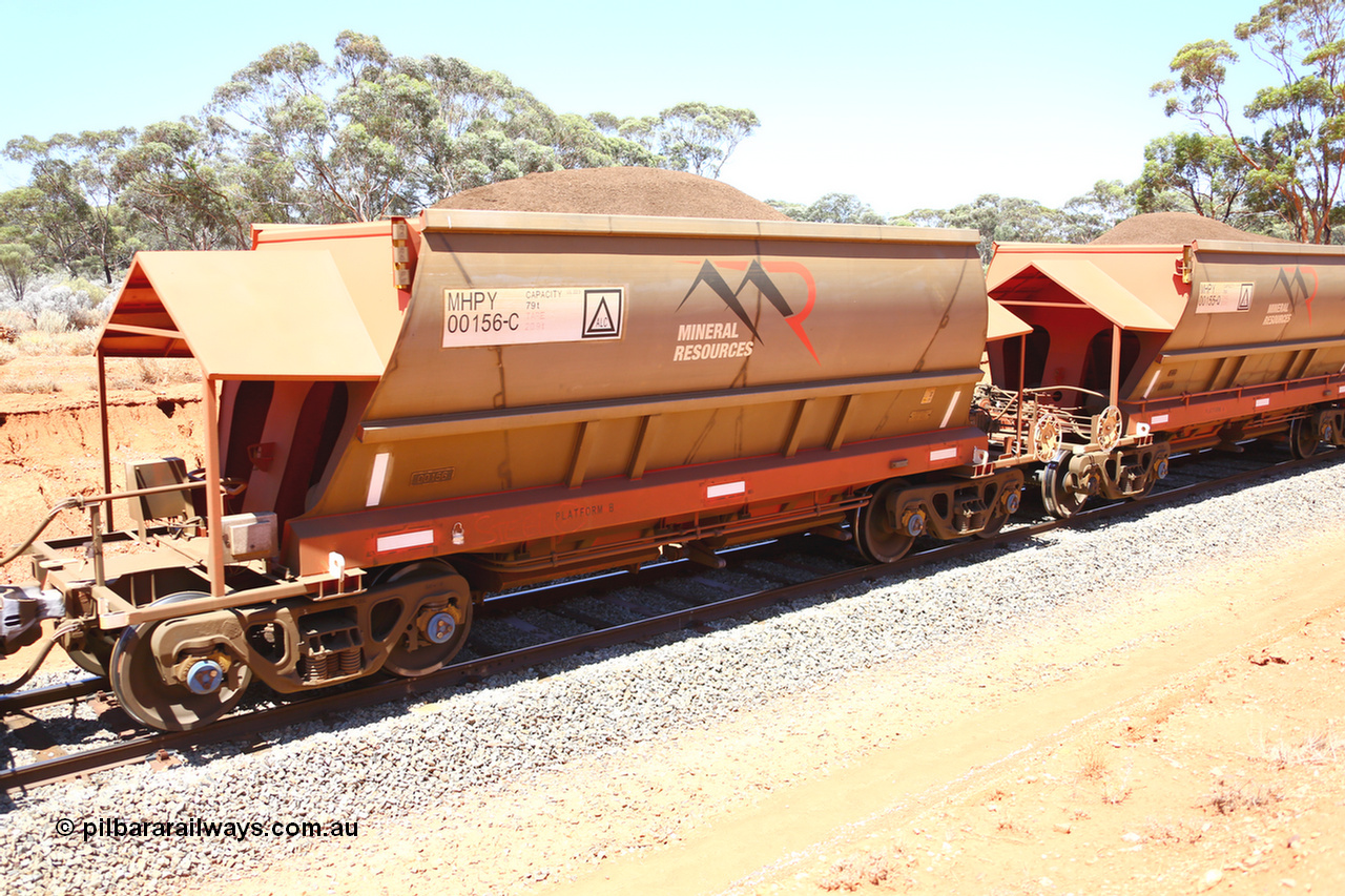 190129 4307
Binduli, on Mineral Resources Ltd loaded iron ore train service from Koolyanobbing to Esperance #3033 with MRL's MHPY type iron ore waggon MHPY 00156 built by CSR Yangtze Co China serial 2014/382-156 in 2014 as a batch of 382 units, these bottom discharge hopper waggons are operated in 'married' pairs.
Keywords: MHPY-type;MHPY00156;2014/382-156;CSR-Yangtze-Co-China;