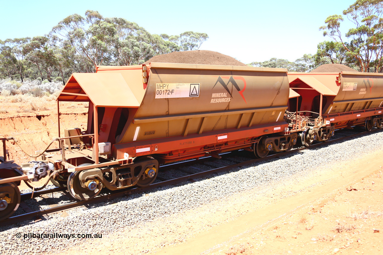 190129 4309
Binduli, on Mineral Resources Ltd loaded iron ore train service from Koolyanobbing to Esperance #3033 with MRL's MHPY type iron ore waggon MHPY 00172 built by CSR Yangtze Co China serial 2014/382-172 in 2014 as a batch of 382 units, these bottom discharge hopper waggons are operated in 'married' pairs.
Keywords: MHPY-type;MHPY00172;2014/382-172;CSR-Yangtze-Co-China;