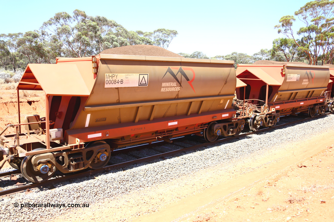 190129 4317
Binduli, on Mineral Resources Ltd loaded iron ore train service from Koolyanobbing to Esperance #3033 with MRL's MHPY type iron ore waggon MHPY 00084 built by CSR Yangtze Co China serial 2014/382-84 in 2014 as a batch of 382 units, these bottom discharge hopper waggons are operated in 'married' pairs.
Keywords: MHPY-type;MHPY00084;2014/382-84;CSR-Yangtze-Co-China;