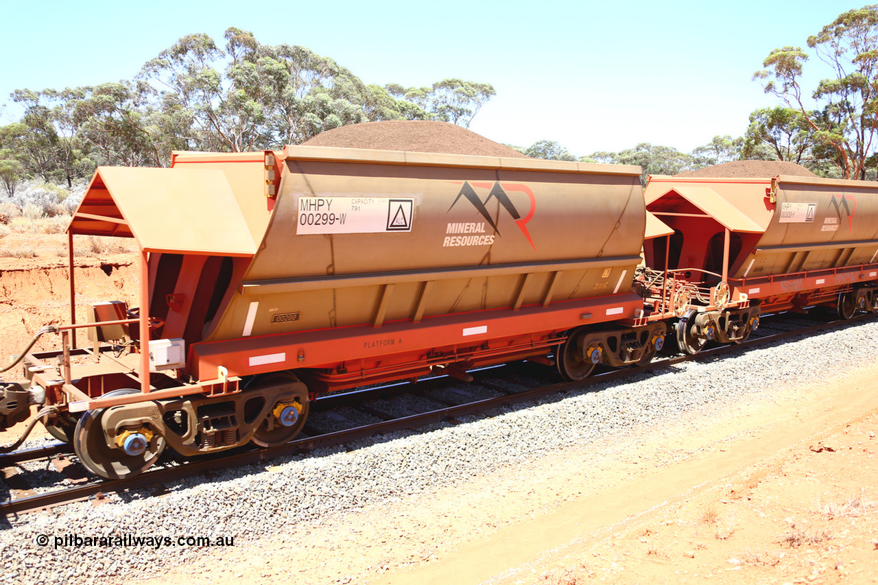 190129 4331
Binduli, on Mineral Resources Ltd loaded iron ore train service from Koolyanobbing to Esperance #3033 with MRL's MHPY type iron ore waggon MHPY 00299 built by CSR Yangtze Co China serial 2014/382-299 in 2014 as a batch of 382 units, these bottom discharge hopper waggons are operated in 'married' pairs.
Keywords: MHPY-type;MHPY00299;2014/382-299;CSR-Yangtze-Co-China;