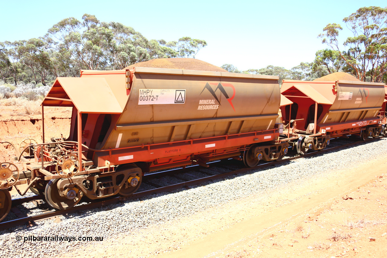 190129 4342
Binduli, on Mineral Resources Ltd loaded iron ore train service from Koolyanobbing to Esperance #3033 with MRL's MHPY type iron ore waggon MHPY 00372 built by CSR Yangtze Co China serial 2014/382-372 in 2014 as a batch of 382 units, these bottom discharge hopper waggons are operated in 'married' pairs.
Keywords: MHPY-type;MHPY00372;2014/382-372;CSR-Yangtze-Co-China;
