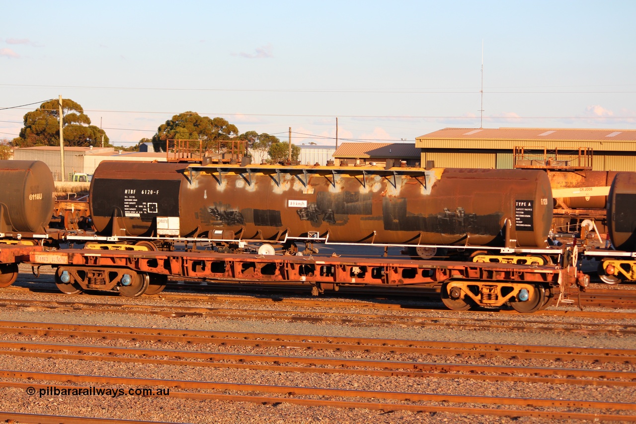 140406 IMG 1941
West Kalgoorlie, NTBF type fuel tank waggon NTBF 6120, built by Comeng NSW in 1975 as an SCA type bitumen tank waggon for Shell Bitumen NSW as SCA 271. Peter Donaghy image.
Keywords: Peter-D-Image;NTBF-type;NTBF6120;Comeng-NSW;SCA-type;SCA271;