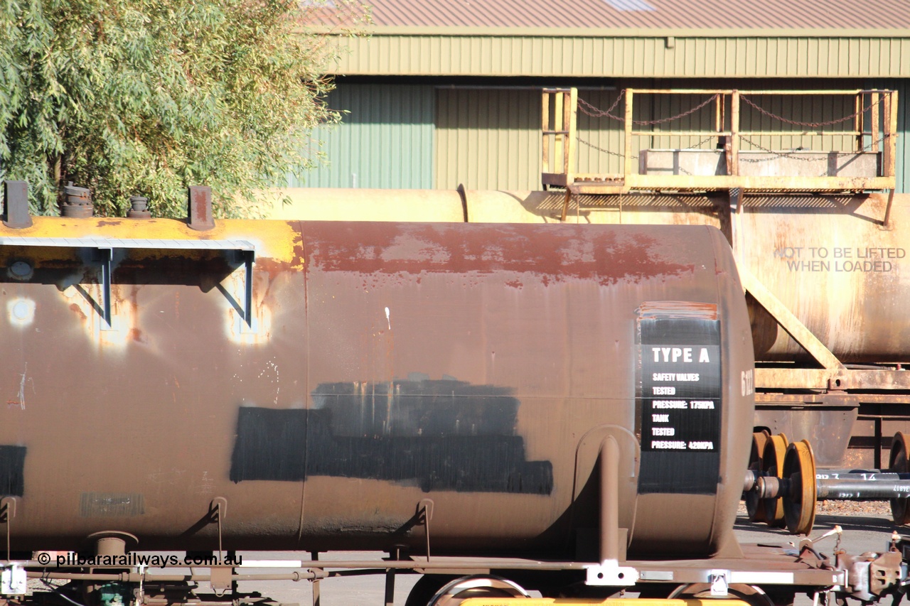 140409 IMG 1962
West Kalgoorlie, NTBF 6122 fuel tank waggon detail image, built by Comeng NSW 1975 as an SCA type bitumen tank waggon for Shell Bitumen NSW as SCA 273. Peter Donaghy image.
Keywords: Peter-D-Image;NTBF-type;NTBF6122;Comeng-NSW;SCA-type;SCA273;