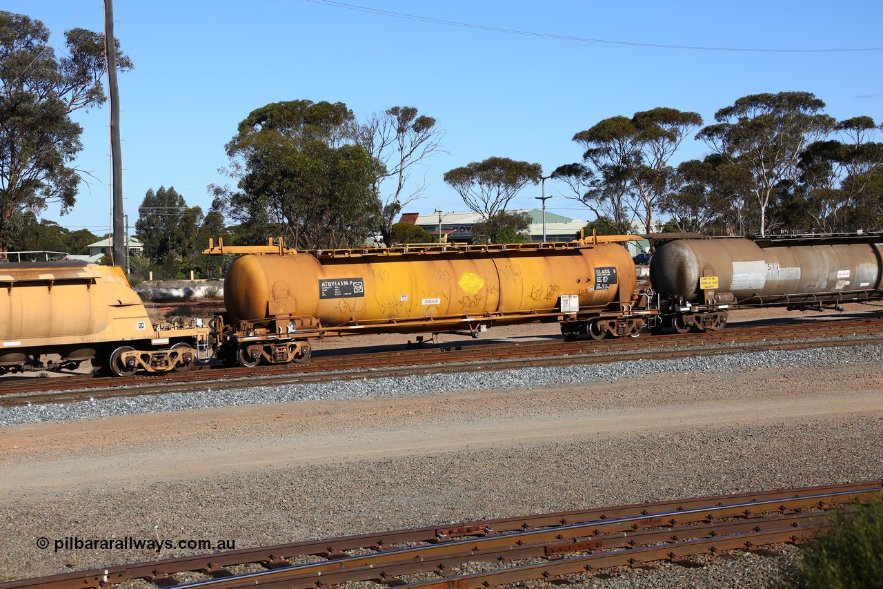 160531 9960
West Kalgoorlie, diesel fuel tanker ATBY 14596, one of nine built by Westrail Midland Workshops in 1981/2 for Bain Leasing Pty Ltd and issued to narrow gauge, recoded to JPBA in 1986, capacity of 82000 litres.
Keywords: ATBY-type;ATBY14596;Westrail-Midland-WS;JPB-type;JPBA-type;