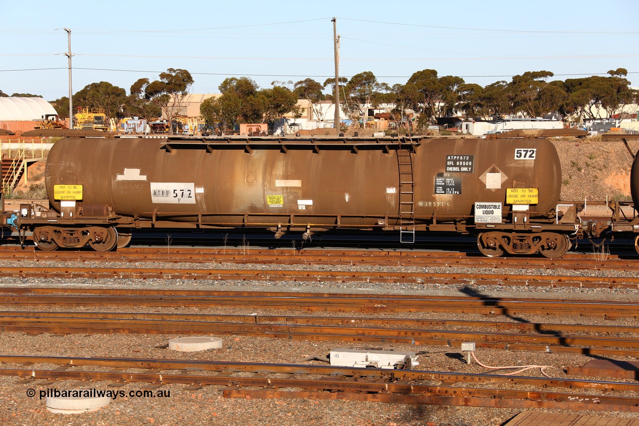 160601 10079
West Kalgoorlie, diesel fuel tanker ATPF 572, Shell Fleet No. TR707, built by WAGR Midland Workshops in 1974 for Shell, capacity of 80500 litres.
Keywords: ATPF-type;ATPF572;WAGR-Midland-WS;WJP-type;