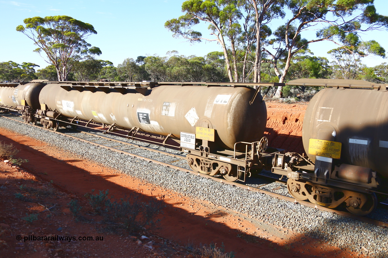 190109 1694
Binduli, empty fuel train 4445, ATQF type tank waggon ATQF 612, built by Indeng Qld 1982 for Shell as type WJQ, 73.34 kL one compartment one dome, Shell Fleet no. TR721, fitted with type F InterLock couplers. Under Viva Energy ownership.
Keywords: ATQF-type;ATQF612;Indeng-Qld;WJQ-type;