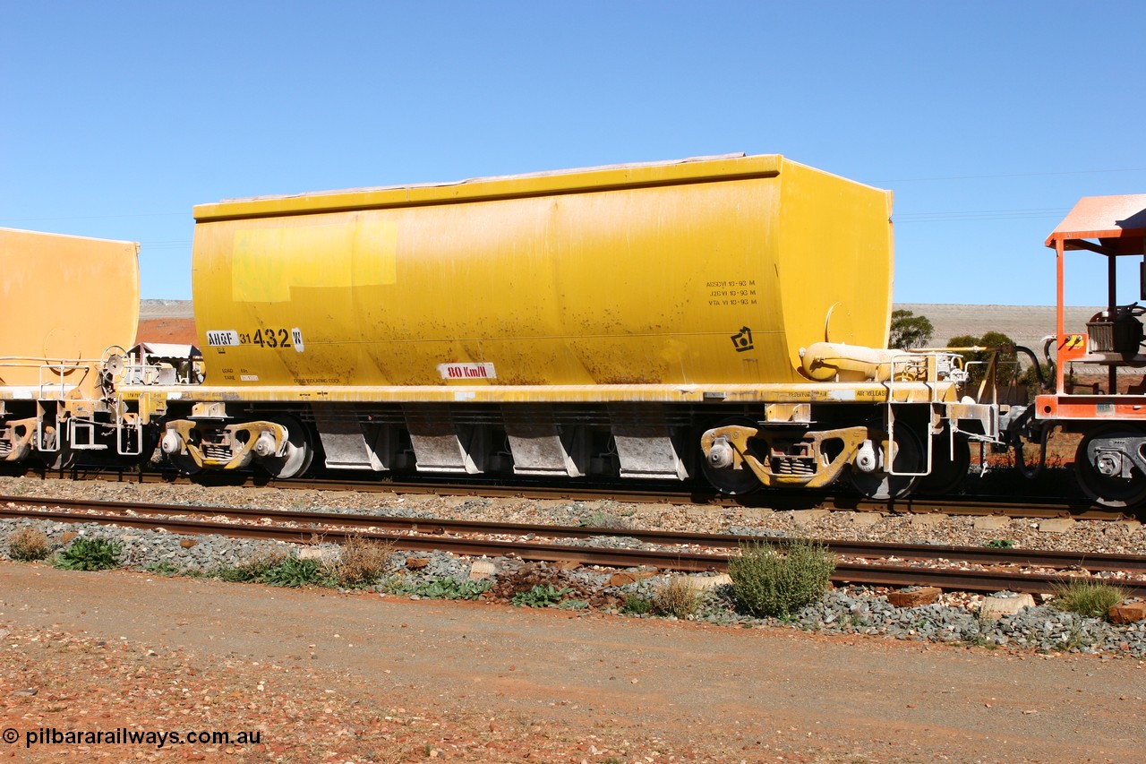 060530 4932
Parkeston, AHQY 31432 seen here in Loongana Limestone service, originally built by Goninan WA for Western Quarries as a batch of twenty coded WHA type in 1995. Purchased by Westrail in 1998.
Keywords: AHQF-type;AHQF31432;Goninan-WA;WHA-type;
