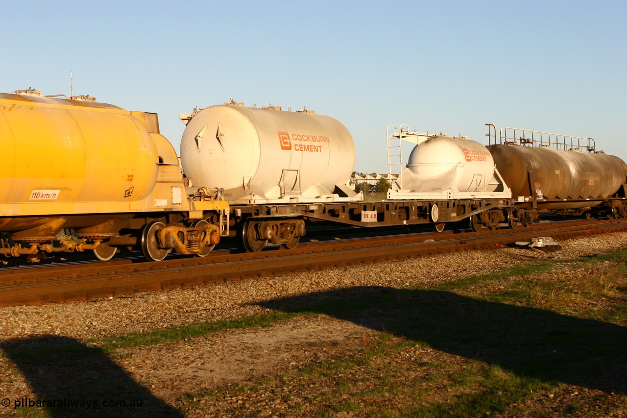060603 5234
Midland, AQCY 30205 container flat waggon built by WAGR Midland Workshops in 1974 part of a batch of forty five WFX type container flat waggons, in 1981 recoded to WQCX. Loaded with two empty 20' Cockburn Cement tanktainers for lime and cement haulage.
Keywords: AQCY-type;AQCY30205;WAGR-Midland-WS;WFX-type;WQCX-type;