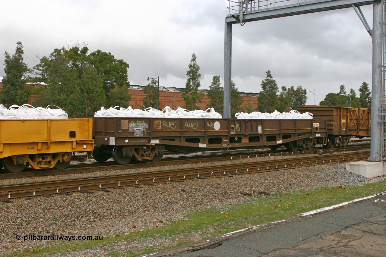 070608 0082
Midland, WGL 632 originally one of three units built by Westrail Midland Workshops in 1976-7 as WGL type bogie flat waggon for Western Mining Corporation for bagged nickel matte traffic.
Keywords: WGL-type;WGL632;Westrail-Midland-WS;