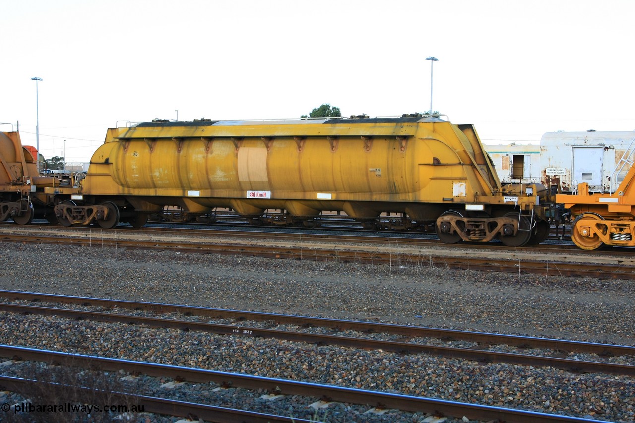 100601 8454
West Kalgoorlie, WN 502, pneumatic discharge nickel concentrate waggon, one of thirty units built by AE Goodwin NSW as WN type in 1970 for WMC.
Keywords: WN-type;WN502;AE-Goodwin;
