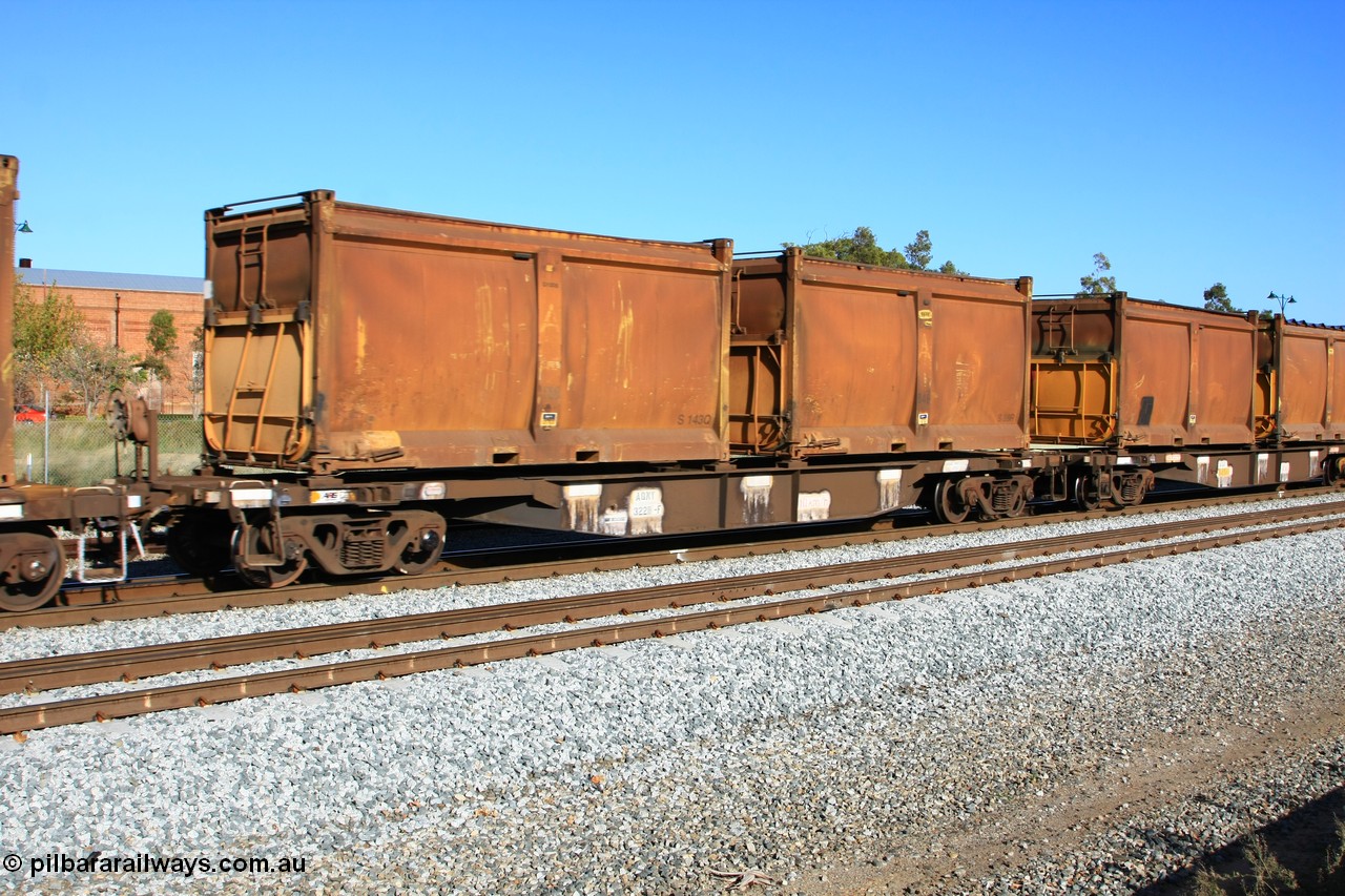 100608 9721
Midland, AQNY 32211, second last of sixty two waggons built by Goninan WA in 1998 as WQN type for Murrin Murrin container traffic, with sulphur skips S143Q and S88R both with replacement doors and roll top tarpaulins, on train 2430 empty Malcolm freighter.
Keywords: AQNY-type;AQNY32211;Goninan-WA;WQN-type;