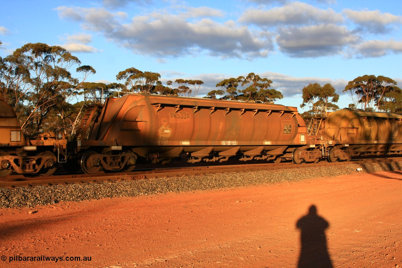 100731 3206
Binduli, WN 533, pneumatic discharge nickel concentrate waggon, one of a further ten built by WAGR Midland Workshops as WN type in 1975 for WMC
Keywords: WN-type;WN533;WAGR-Midland-WS;
