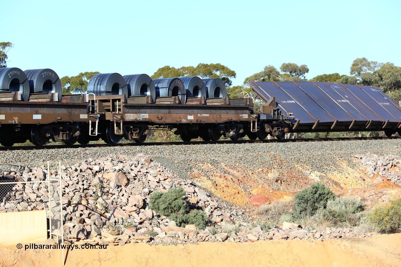 160522 2069
Binduli, 5MP2 steel train, RCSF 57 loaded with coils, former VR-V/Line CSX - VCSX coil steel waggon built by Victorian Railways Ballarat Nth Workshops 1972-73.
Keywords: RCSF-type;RCSF57;Victorian-Railways-Ballarat-Nth-WS;CSX-type;VCSX-type;