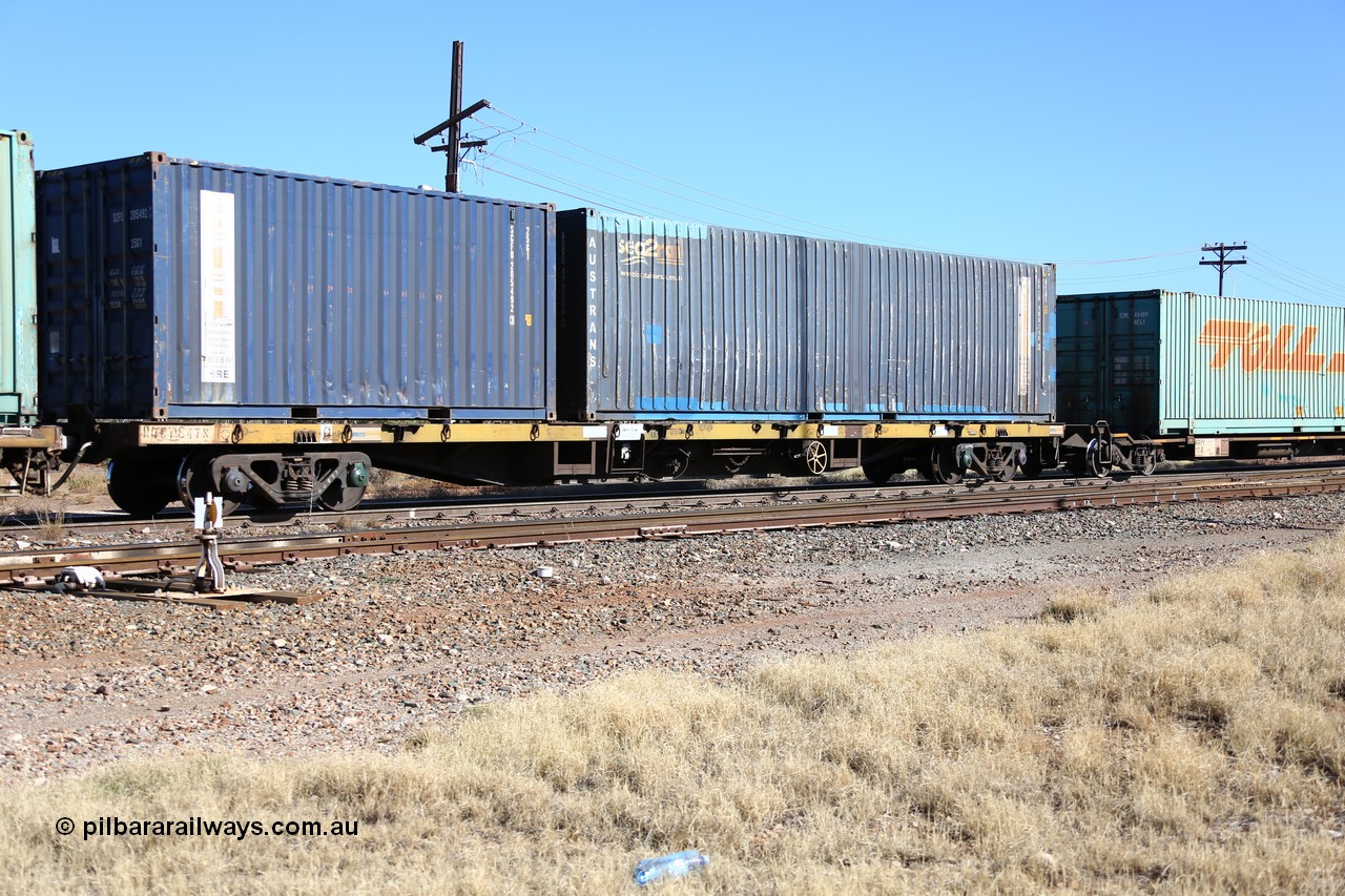 160522 2164
Parkeston, 6MP4 intermodal train, RQCY 847 container waggon built by V/Line Bendigo Workshops 1977 as FQX, then VQCX, with an Austrans 40' 4EG1 type box AUSU 408248[0] and an SCF 20' 25G1 type box SCFU 205492[3].
Keywords: RQCY-type;RQCY847;V/Line-Bendigo-WS;FQX-type;VQCX-type;