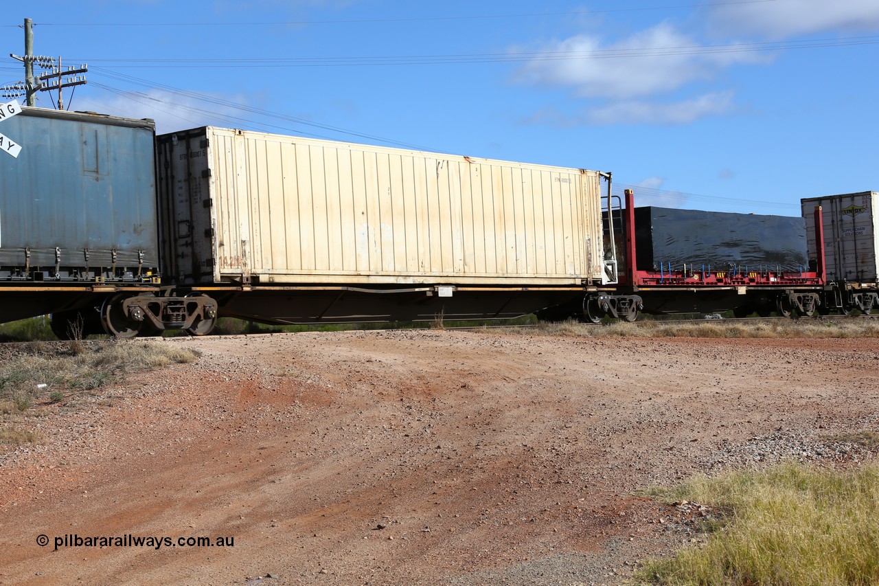 160522 2355
Parkeston, 7MP7 priority service train, RRAY 7243 platform 2 of 5-pack articulated skel waggon set, 1 of 100 built by ABB Engineering NSW 1996-2000, 46' 6