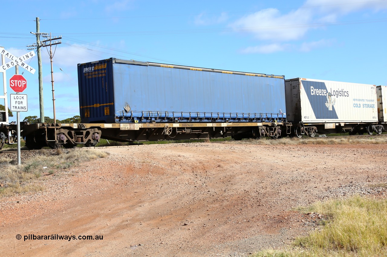160522 2407
Parkeston, 7MP7 priority service train, RQSY 34330 container waggon, one of a hundred built by Goninan NSW in 1974-75 as OCY type, recoded to NQOY, then NQSY, with a 48' Pacific National curtainsider PNXC 5644.
Keywords: RQSY-type;RQSY34330;Goninan-NSW;OCY-type;NQSY-type;