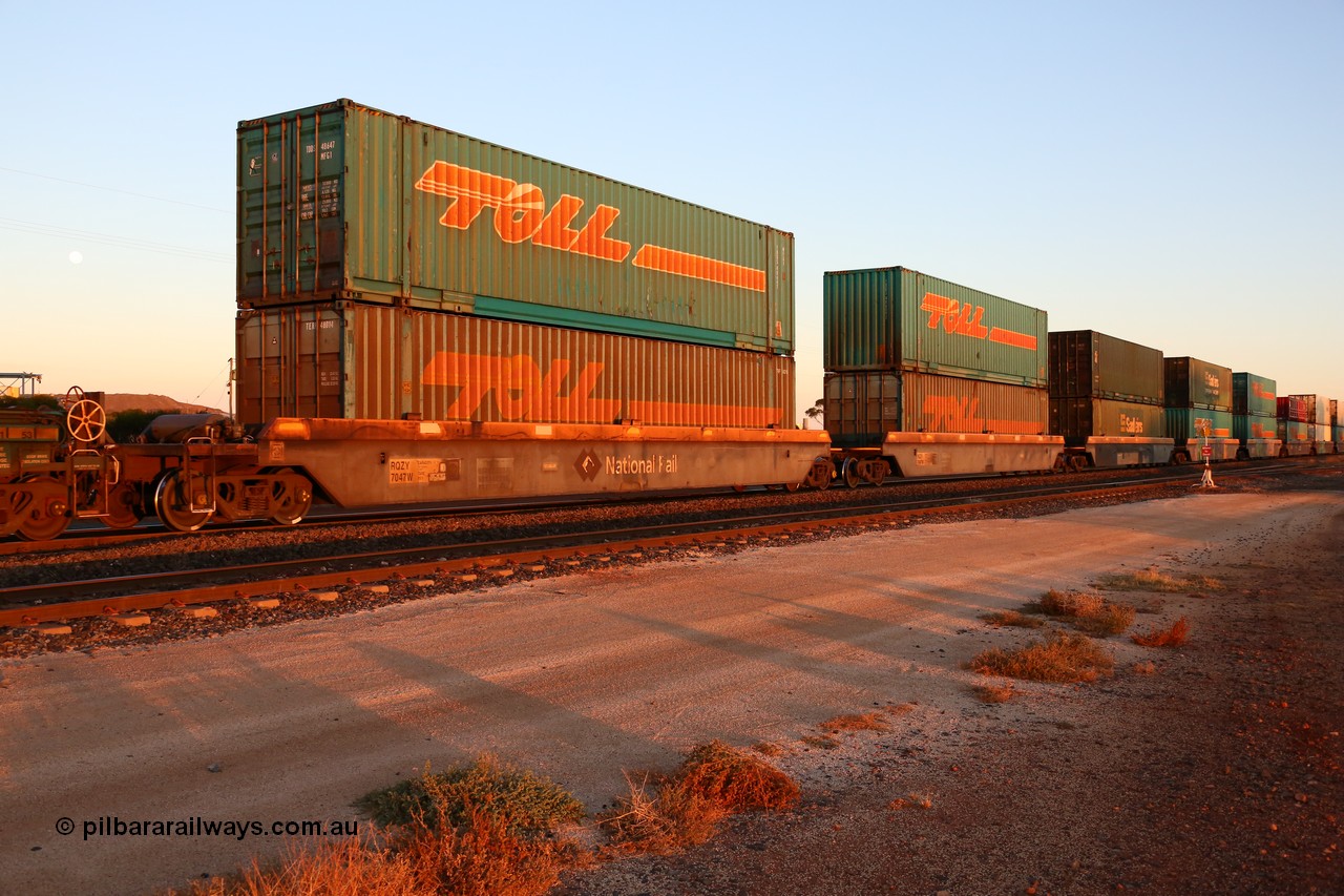 160523 2728
Parkeston, 1PM5 intermodal train, RQZY 7047 one of thirty two 5-pack well waggon sets built by Goninan in 1995 for National Rail in 1995-96, with Toll and Sadleirs 48' double stacked containers.
Keywords: RQZY-type;RQZY7047;Goninan-NSW;