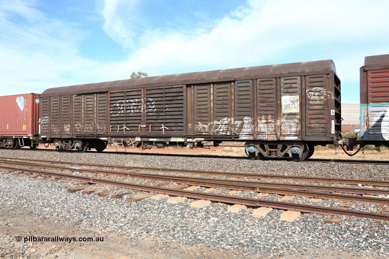 160523 3043
Parkeston, 7SP3 intermodal train, RLSY 18673 louvre van, one of one hundred fifty originally built by Comeng NSW as KLY in 1975-76, then recoded to NLKY, NLUY, RLUY.
Keywords: RLSY-type;RLSY18673;Comeng-NSW;KLY-type;NLKY-type;NLUY-type;RLUY-type;