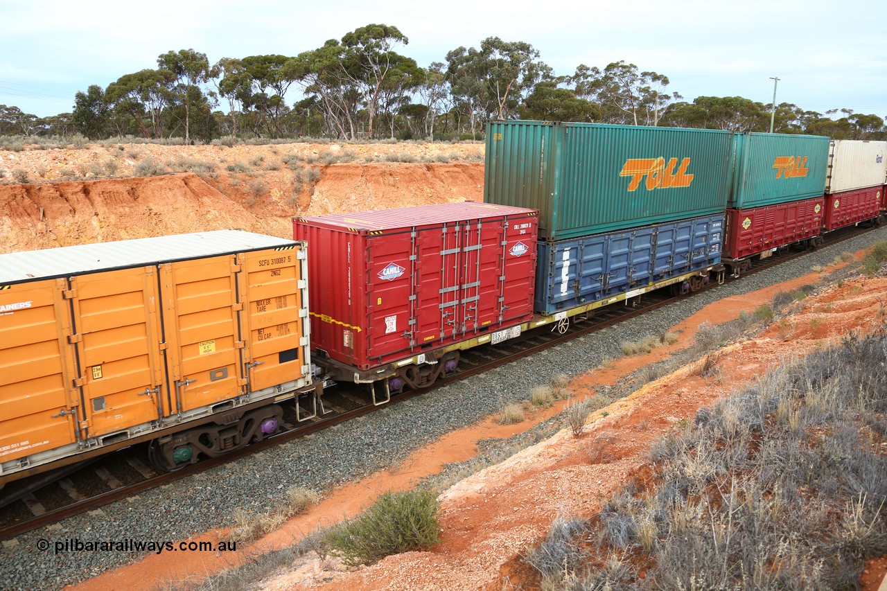 160524 3794
West Kalgoorlie, 2PM6 intermodal train, RQSY 34986 63' container waggon built by Goninan NSW in a batch of one hundred OCY type 63' container waggons in 1975. Recoded to NQOY, then NQGY. Loaded with a Cahill Transport 20' 2FG4 type side door box CHLL 200029[0], an SCF half height 40' side door SCFU 607076[9] double stacked with a Toll 40' 4FG1 type box TRRC 410600[7].
Keywords: RQSY-type;RQSY34986;Goninan-NSW;OCY-type;