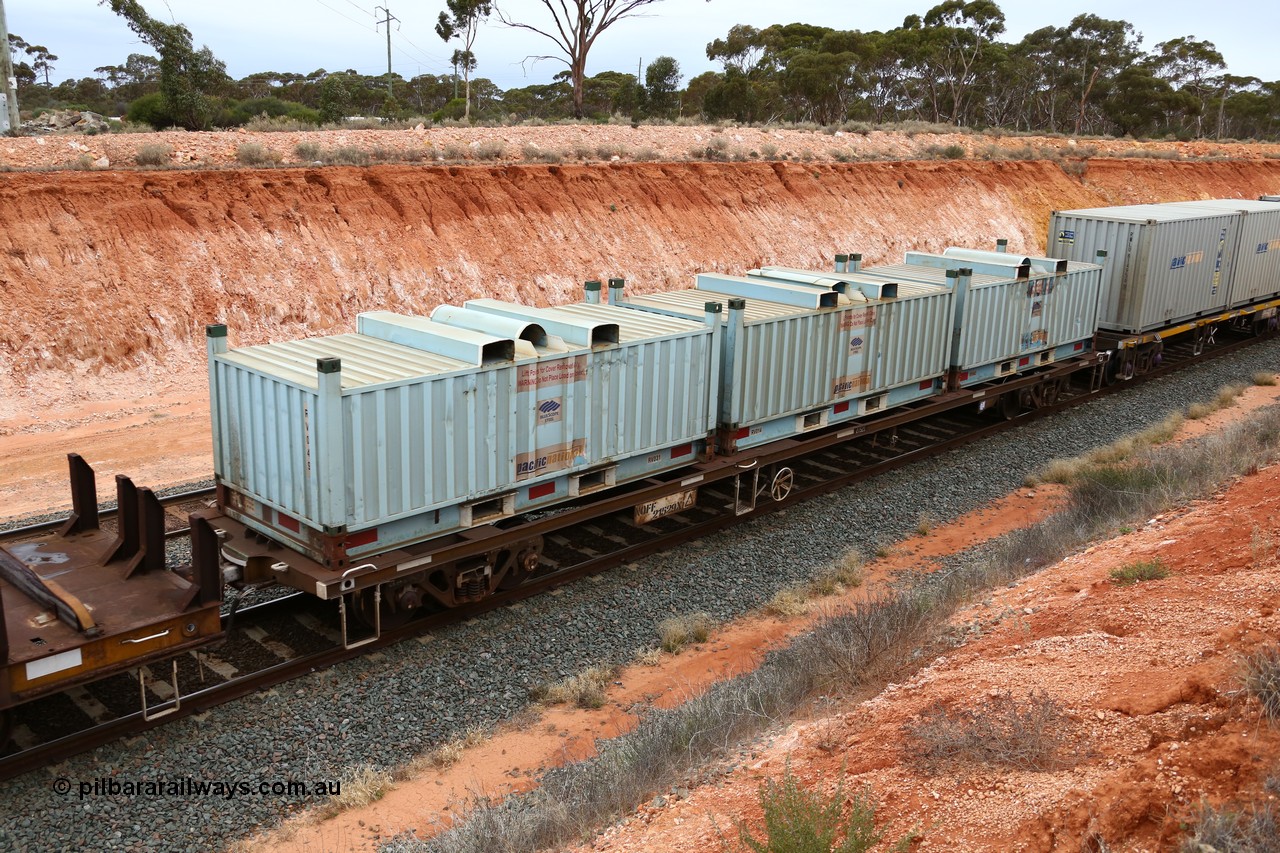 160524 4051
Binduli, Melbourne bound steel train service 3PM4, NQFF 21529 container waggon, built by EPT NSW in 1975-76 as CFX type, loaded with three blue butter box containers, was also coded NQFX.
Keywords: NQFF-type;NQFF21529;EPT-NSW;CFX-type;NQFX-type;