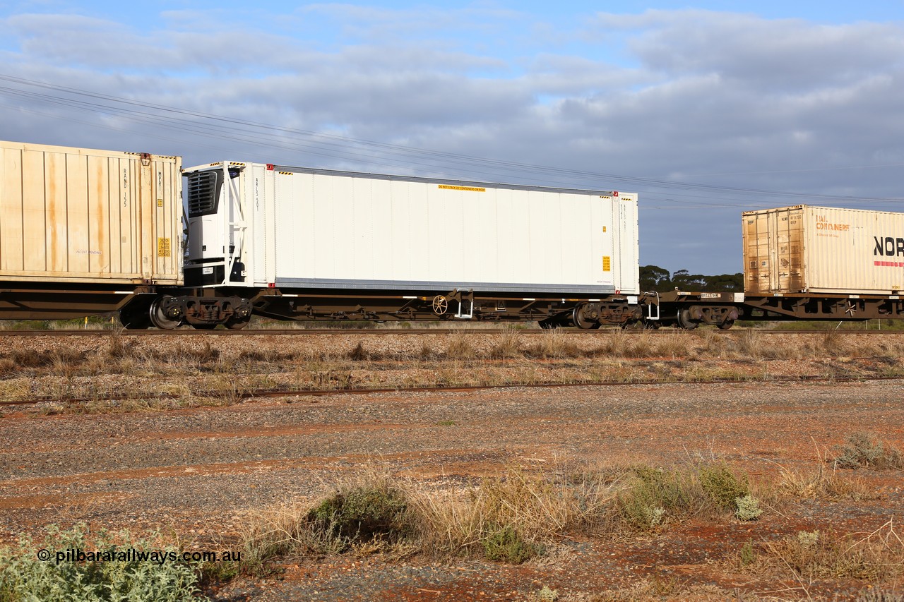 160525 4544
Parkeston, 3PM7 priority service train, RRQY 7330 platform 5 of 5-pack articulated skel waggon, one of sixteen sets built by Qiqihar Rollingstock Works China in 2005, 48' deck with a 46' 6