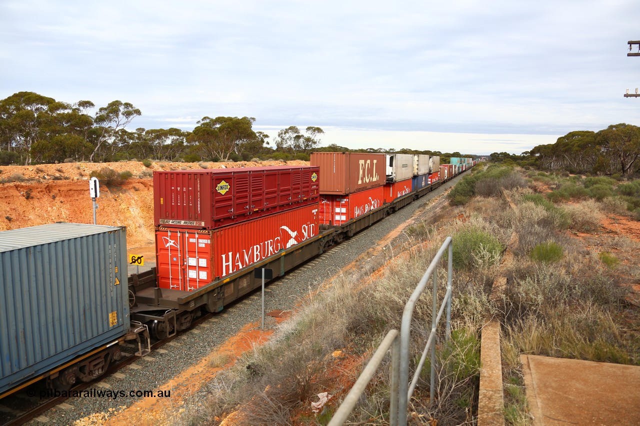 160526 5225
West Kalgoorlie, 4PM6 intermodal train, RRXY 6 view along the double stacked portion of the train.
Keywords: RRXY-type;RRXY6;Williams-Worley;Bradken-Rail-Qld;