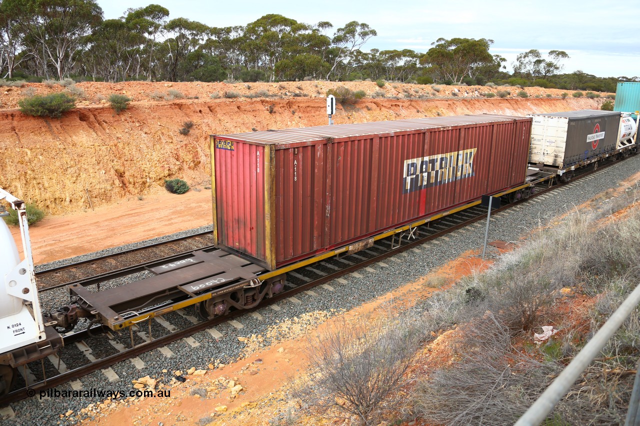 160526 5232
West Kalgoorlie, 4PM6 intermodal train, RQJW 60042 container waggon, one of fifty built by EPT NSW as NQJW class in 1984-85, with a 53' Patrick automobile container A 118.
Keywords: RQJW-type;RQJW60042;EPT-NSW;NQJW-type;