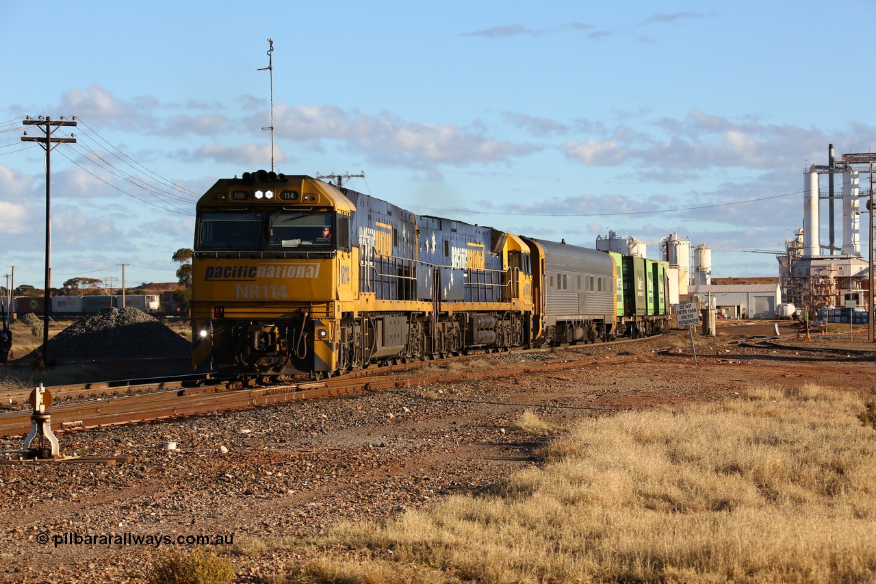 160528 8311
Parkeston, priority service 6PS7 rolls into Parkeston taking the loop behind Goninan built GE model Cv40-9i NR class units NR 114 serial 7250-10/97-311 and NR 10 serial 7250-01/97-212. The Loongana Lime plant is in the background.
Keywords: NR-class;NR114;Goninan;GE;Cv40-9i;7250-10/97-311;NR10;7250-01/97-212;