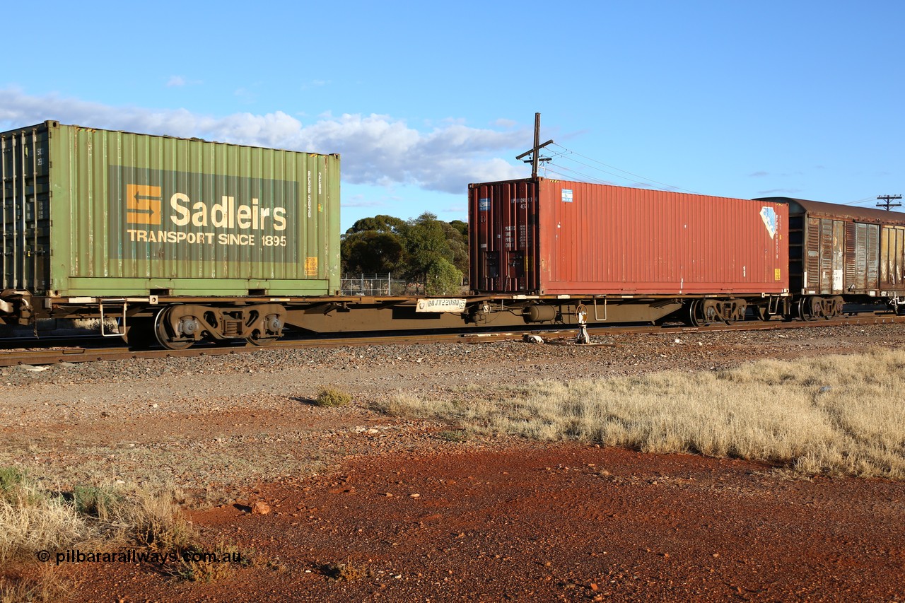 160528 8318
Parkeston, priority service 6PS7, RQJW 22081 container waggon, one of fifty built in 1975-76 by Mittagong Engineering NSW as JCW type, recoded to NQJW, with a Sadleirs 20' 2EB0 type box RCSB 5030 and a CPC 4EG1 type 40' bulker box WPWU 098921[4].
Keywords: RQJW-type;RQJW22081;Mittagong-Engineering-NSW;JCW-type;NQJW-type;
