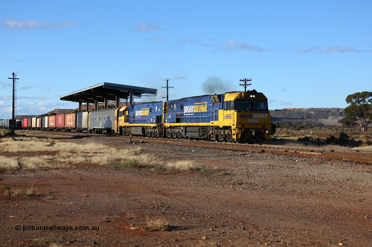 160528 8329
Parkeston, 5SP5 intermodal train departs Parkeston behind a pair of Goninan built GE model Cv40-9i NR class units NR 65 serial 7250-11/96-267 and NR 92 serial 7250-05/97-291.
Keywords: NR-class;NR65;Goninan;GE;Cv40-9i;7250-11/96-267;NR92;7250-05/97-291;