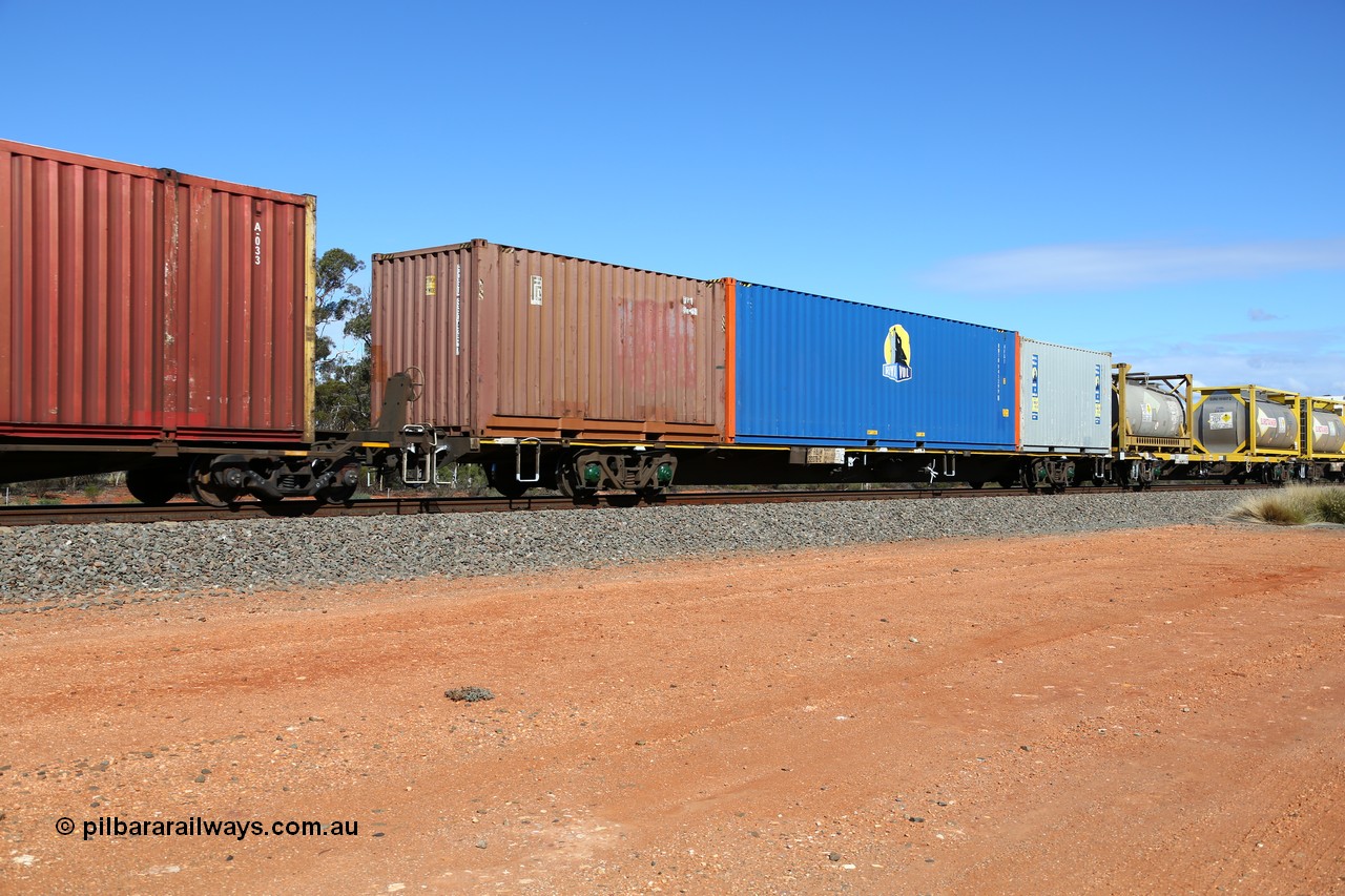 160528 8409
Binduli, intermodal train 6PM6, RQJW 22078 80' jumbo container waggon built by Mittagong Engineering NSW as a JCW type with FCL 20' FCGU 960425, Royal Wolf 40' 4FG1 type container RWTU 941299 and Royal Wolf 25g1 type 20' container RWPU 203411.
Keywords: RQJW-type;RQJW22078;Mittagong-Engineering-NSW;JCW-type;NQLW-type;