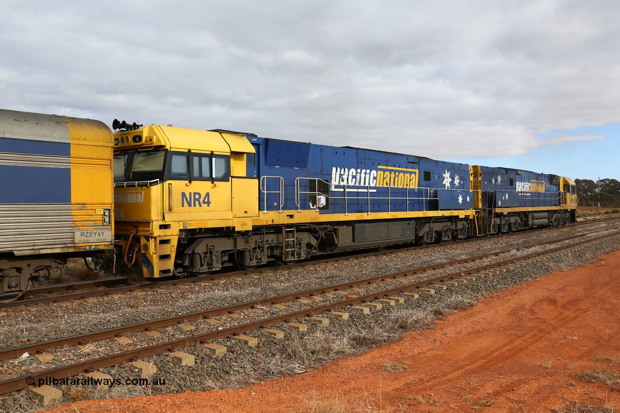 160529 8761
Parkeston, 6MP4 intermodal train, on the mainline behind Goninan NSW built GE model Cv40-9i NR class unit NR 4 serial 7250-11 / 96-206.
Keywords: NR-class;NR4;Goninan-NSW;GE;Cv40-9i;7250-11/96-206;
