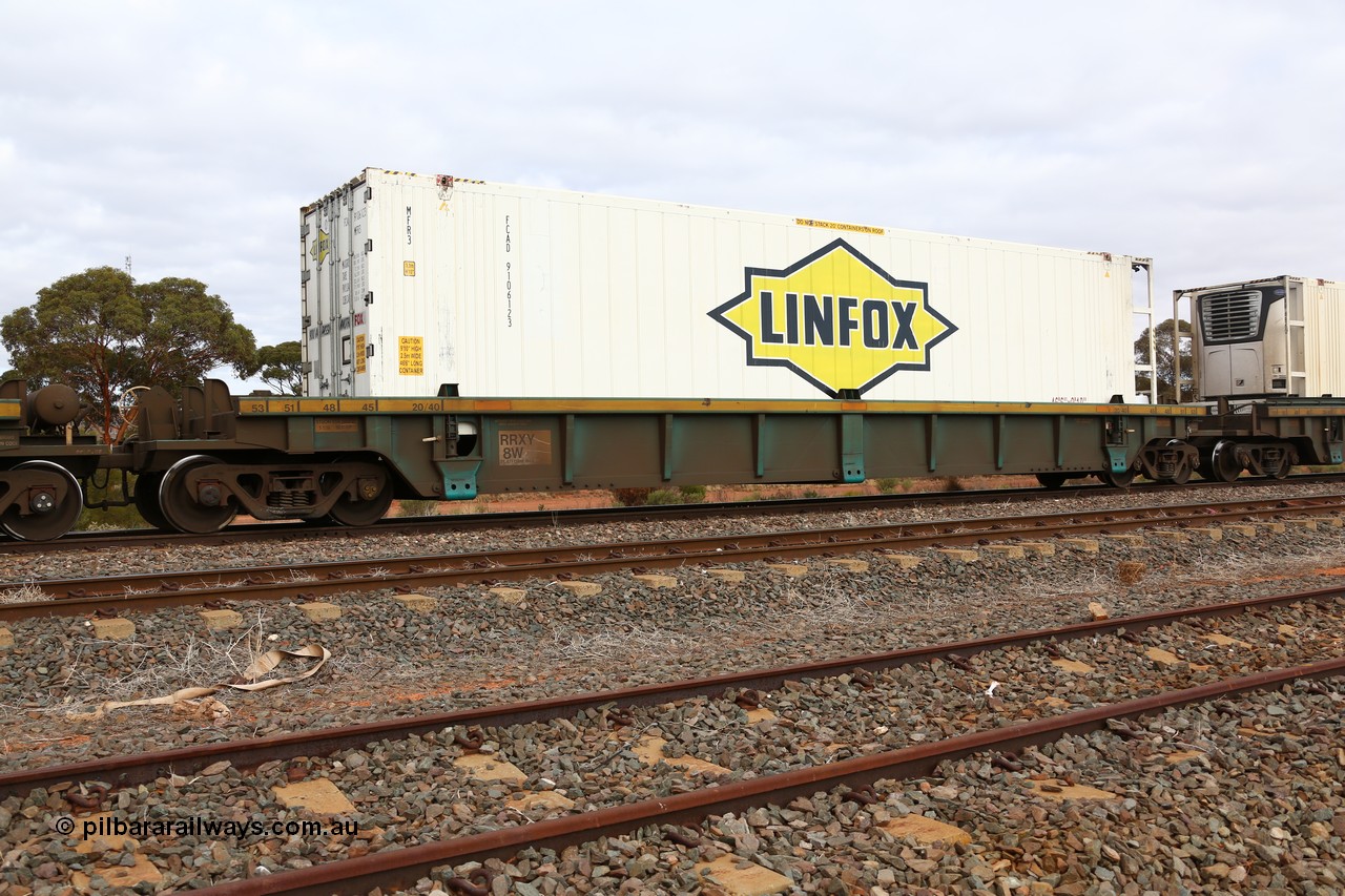 160529 8807
Parkeston, 6MP4 intermodal train, RRXY 8 platform 4 of 5-pack well waggon set, one of eleven built by Bradken Qld in 2002 for Toll from a Williams-Worley design with a 46' 6