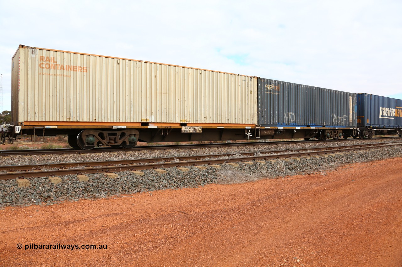 160529 8822
Parkeston, 6MP4 intermodal train, RQPW 60066
Keywords: RQPW-type;RQPW60066;