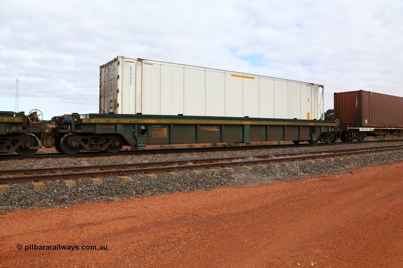 160529 8830
Parkeston, 6MP4 intermodal train, RRXY 3 platform 5 of 5-pack well waggon set, one of eleven built by Bradken Qld in 2002 for Toll from a Williams-Worley design with a 46' 6