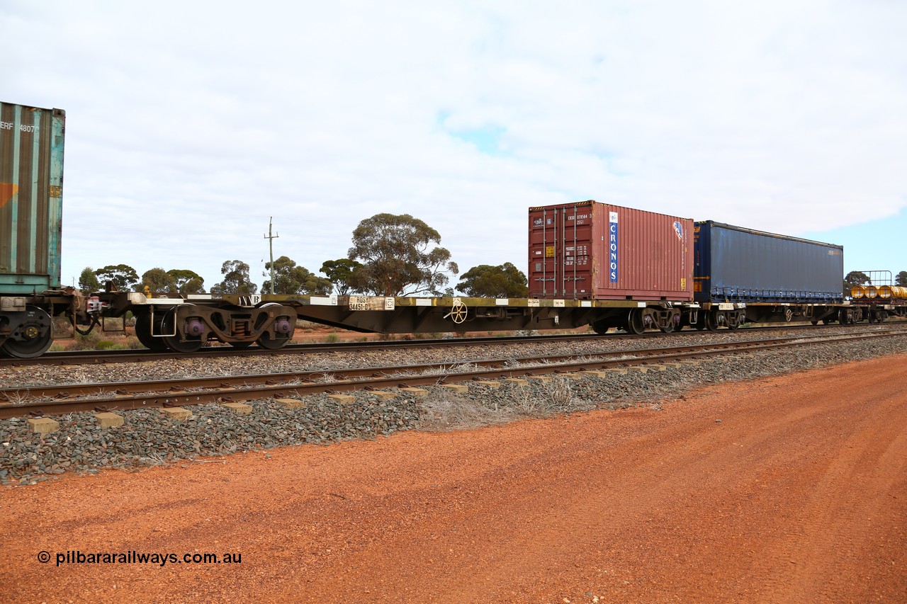 160529 8859
Parkeston, 6MP4 intermodal train, RQSY 34451
Keywords: RQSY-type;RQSY34451;Tulloch-Ltd-NSW;OCY-type;