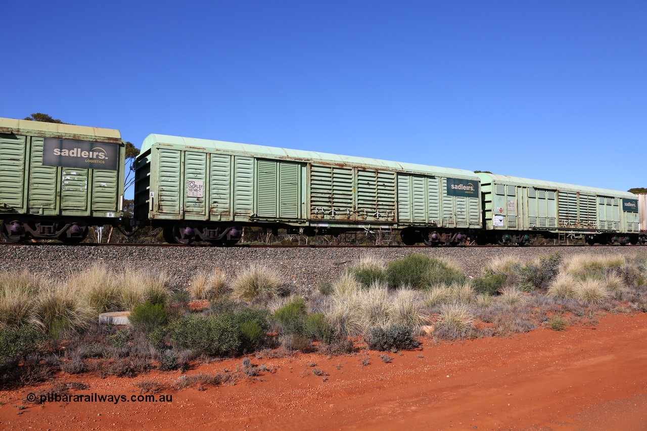 160530 9270
Binduli, 7SP3 intermodal service, RLSY 18746
Keywords: RLSY-type;RLSY18746;